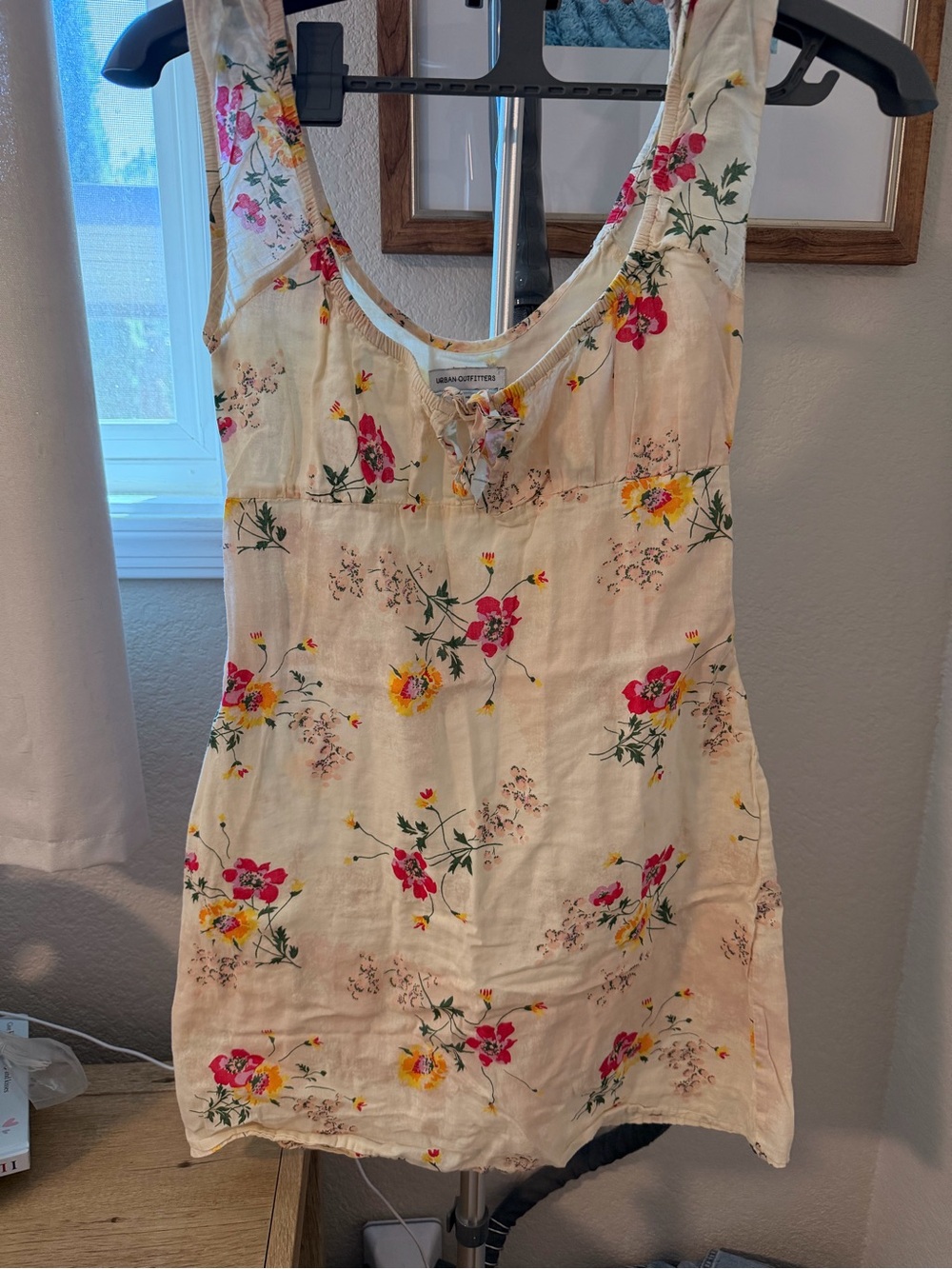 Floral Sleeveless Scoop Neck tie front dress- urban outfitters